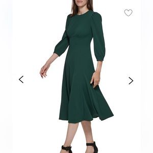 Green Calvin Klein A line midi dress small size 6 in excellent condition